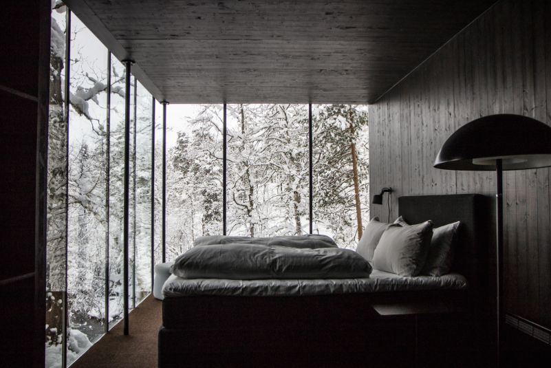 Juvet Landscape Hotel _Michael Kowlask - Juvet Landscape Hotel  (1)